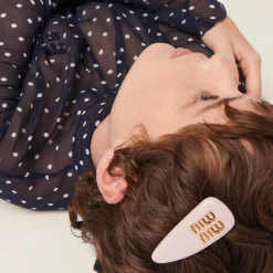 Alabaster Pink Patent Leather Hair Clip | Miu Miu