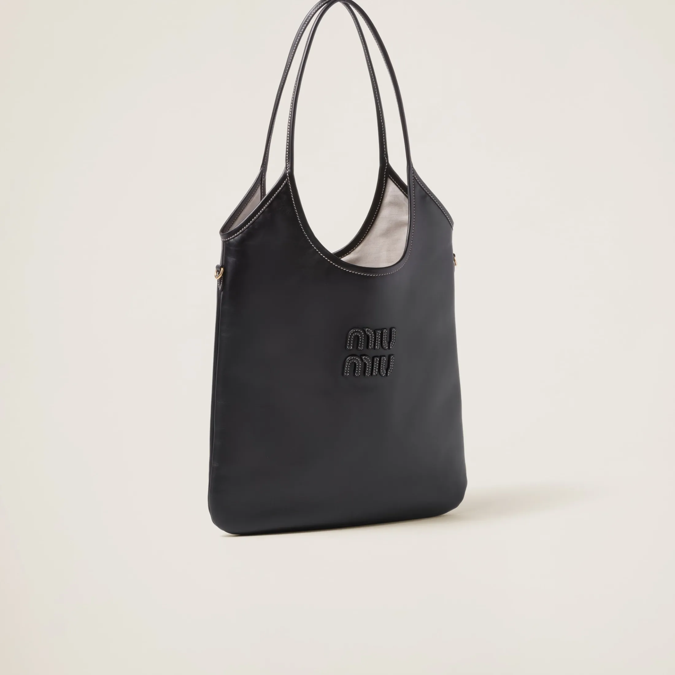 Black Ivy Leather Bag | Miu Miu