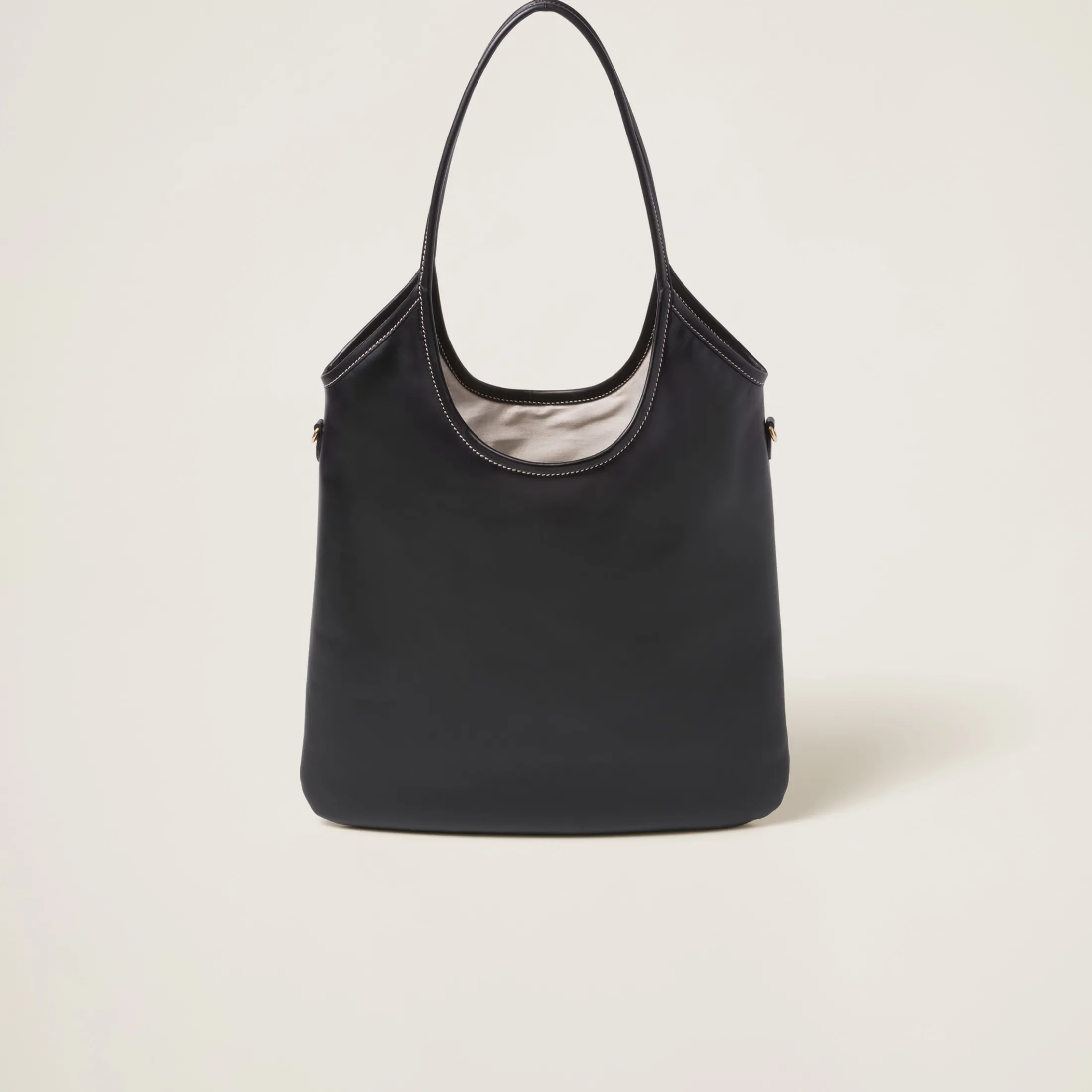 Black Ivy Leather Bag | Miu Miu