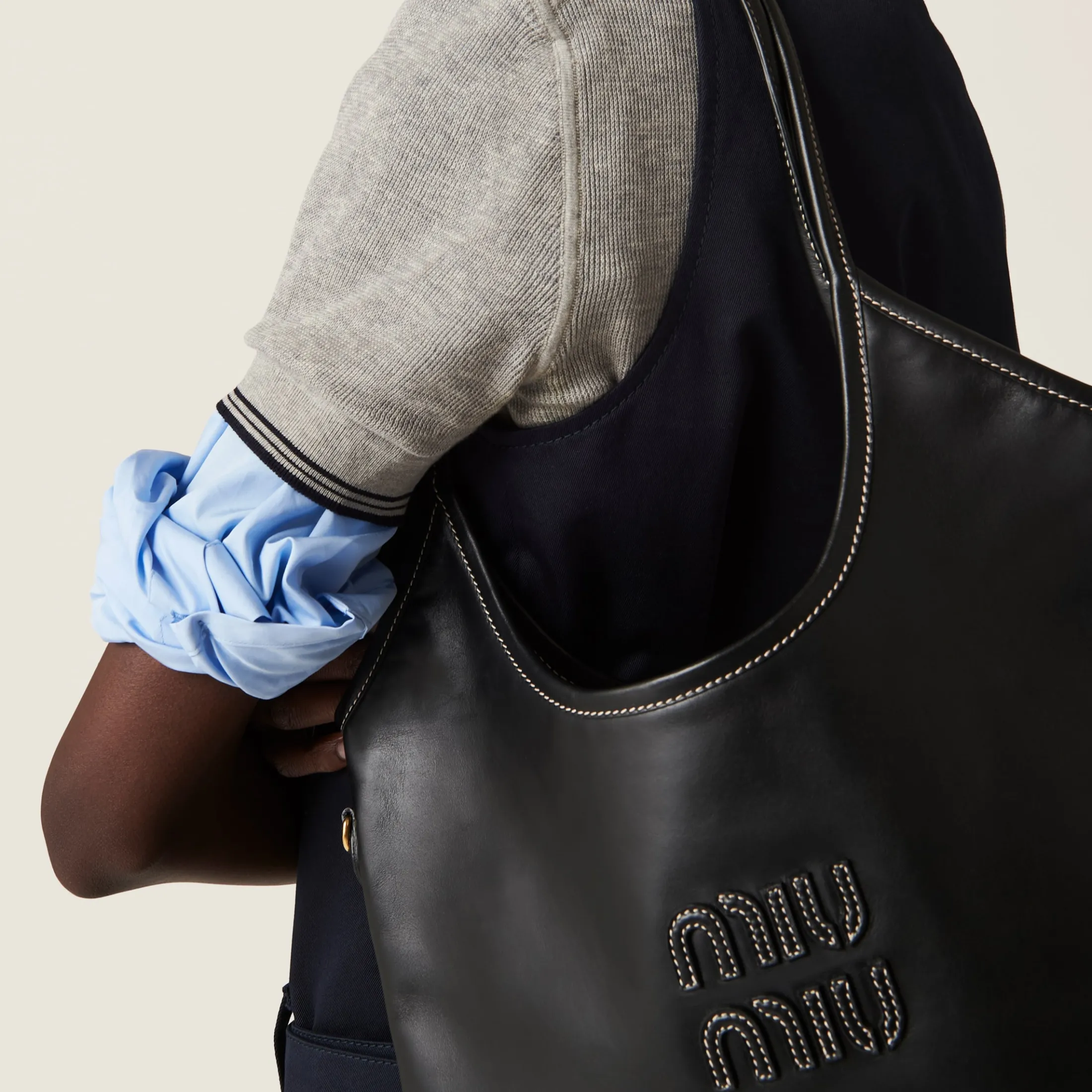 Black Ivy Leather Bag | Miu Miu