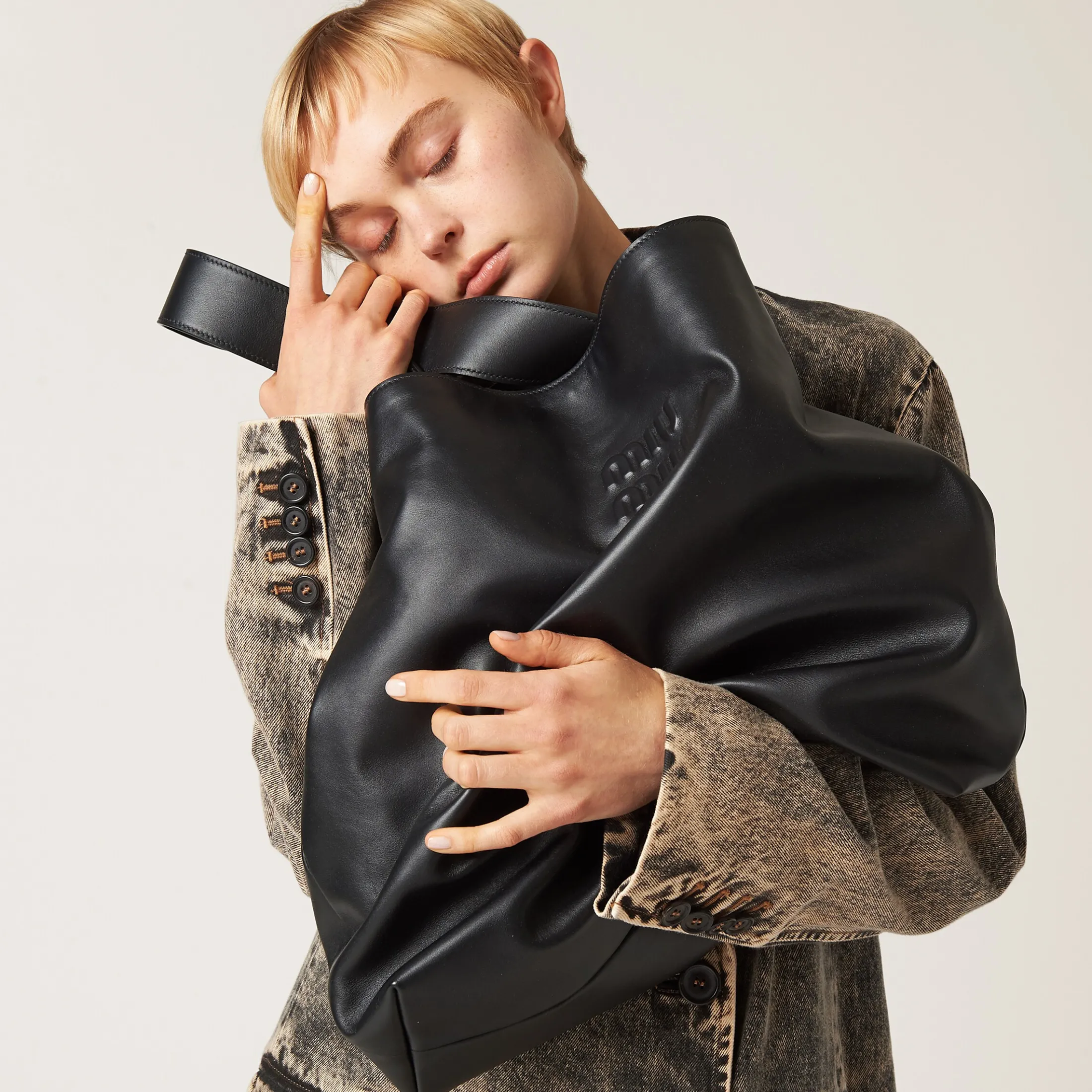 Black Leather Hobo Bag | Miu Miu