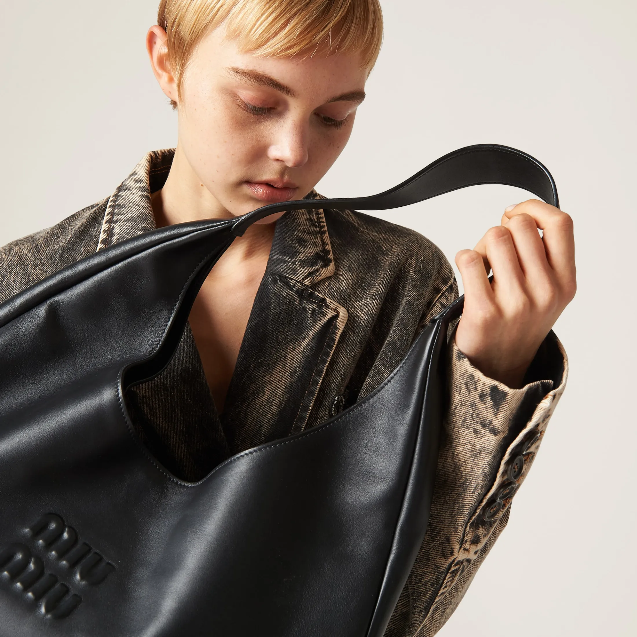 Black Leather Hobo Bag | Miu Miu