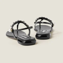 Black Patent Leather Thong Sandals | Miu Miu