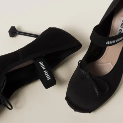 Black Satin Pumps | Miu Miu