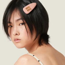 Camelia Patent Leather Hair Clip | Miu Miu