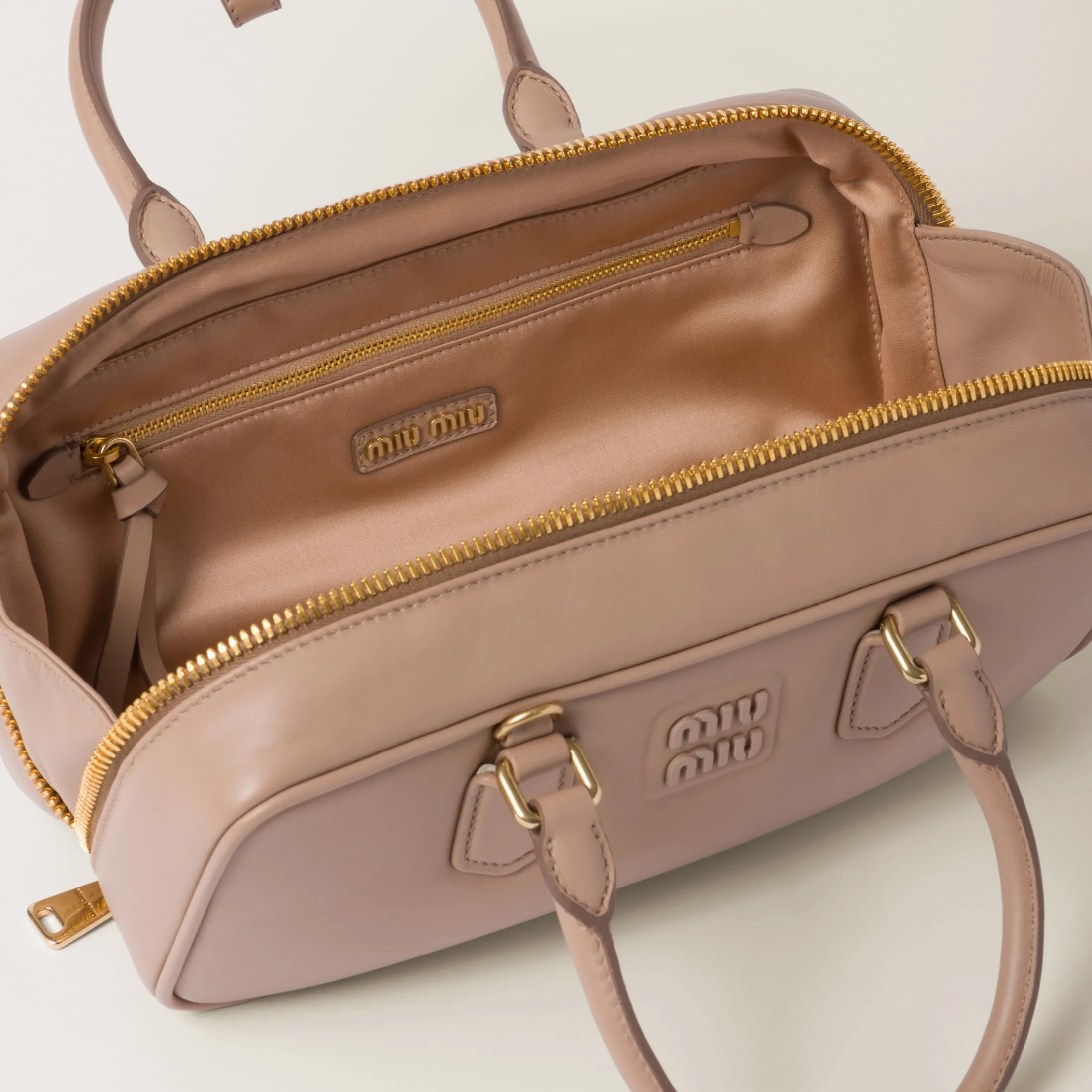 Cameo Arcadie Leather Bag | Miu Miu