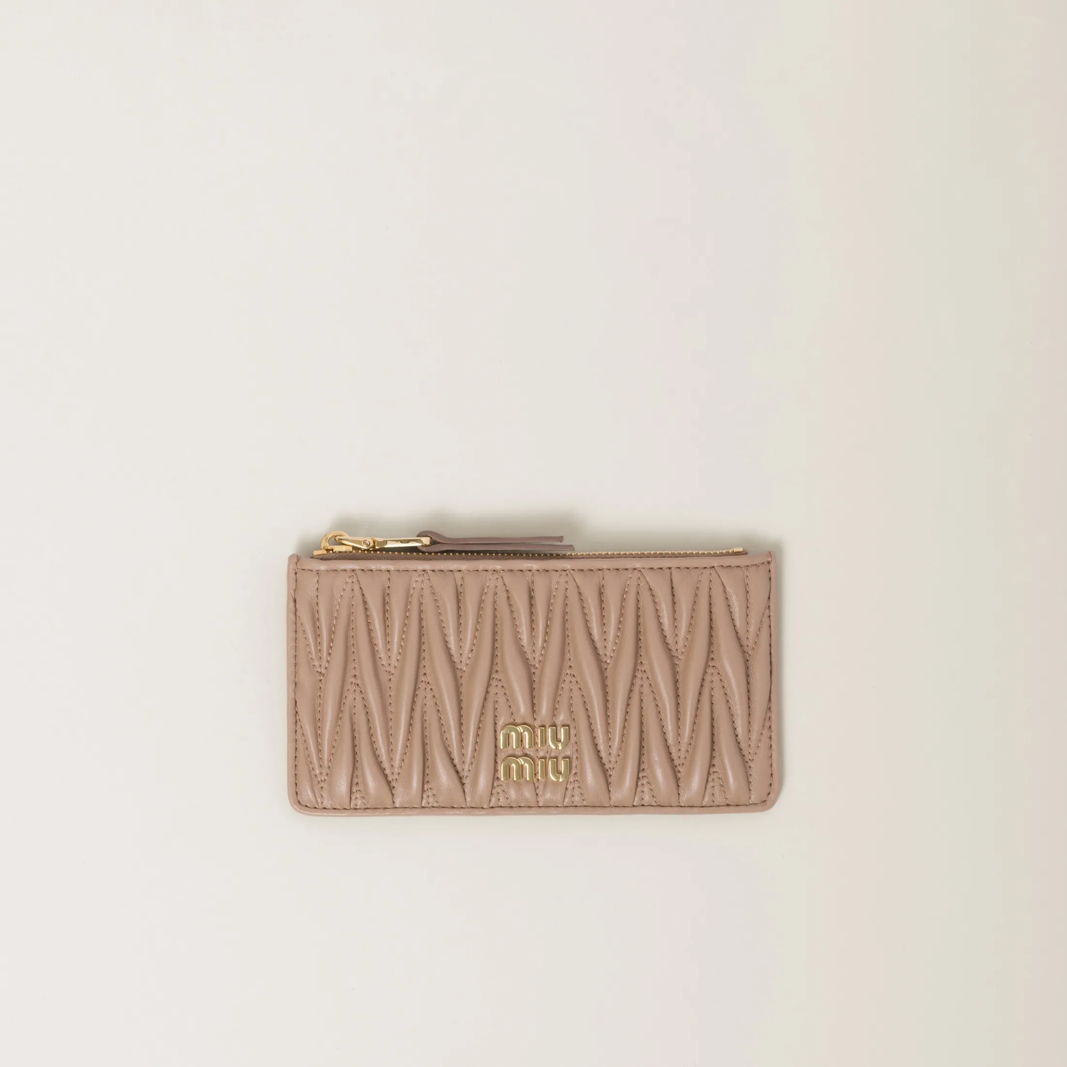 Cameo Matelassé Nappa Leather Envelope Wallet | Miu Miu