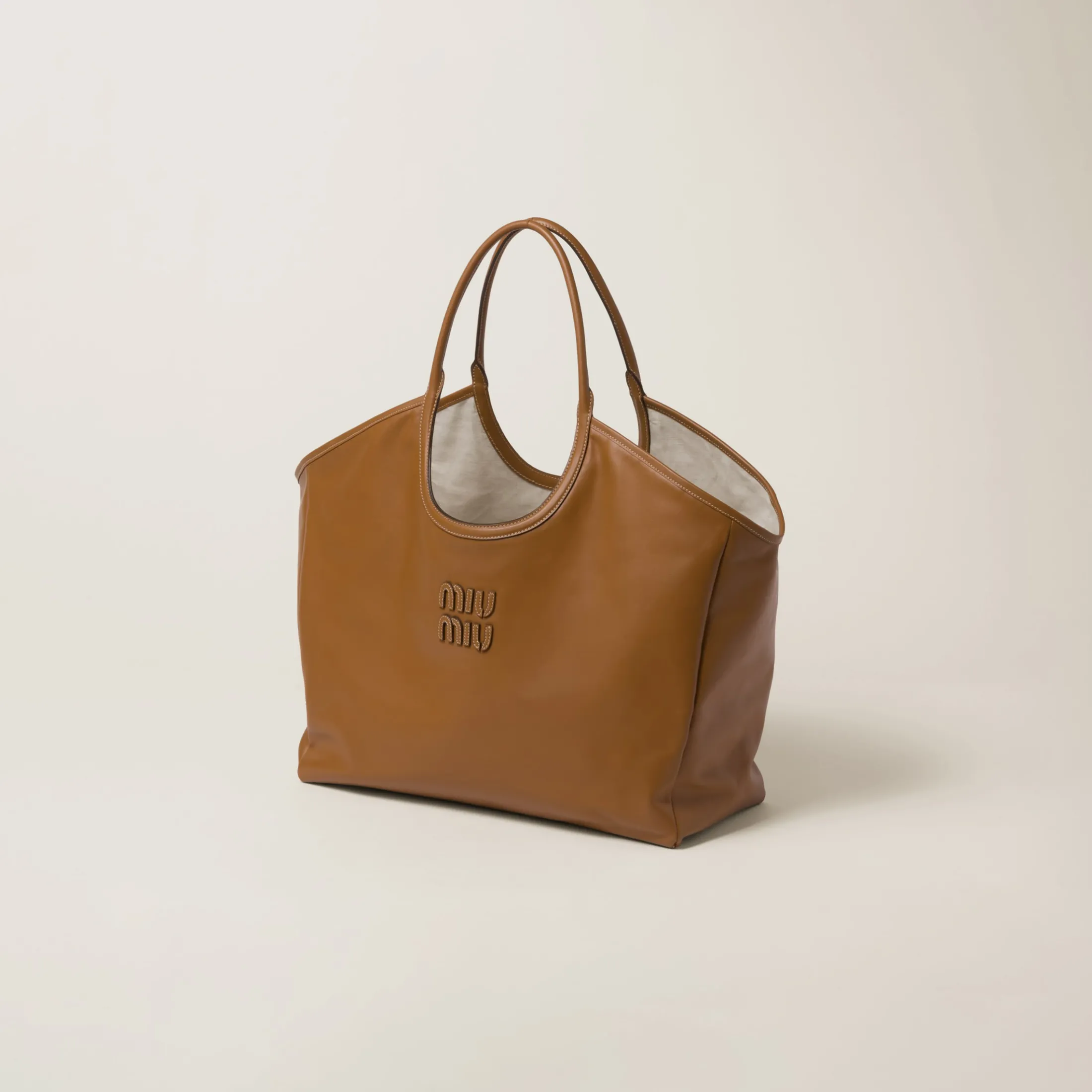 Caramel Ivy Leather Bag | Miu Miu