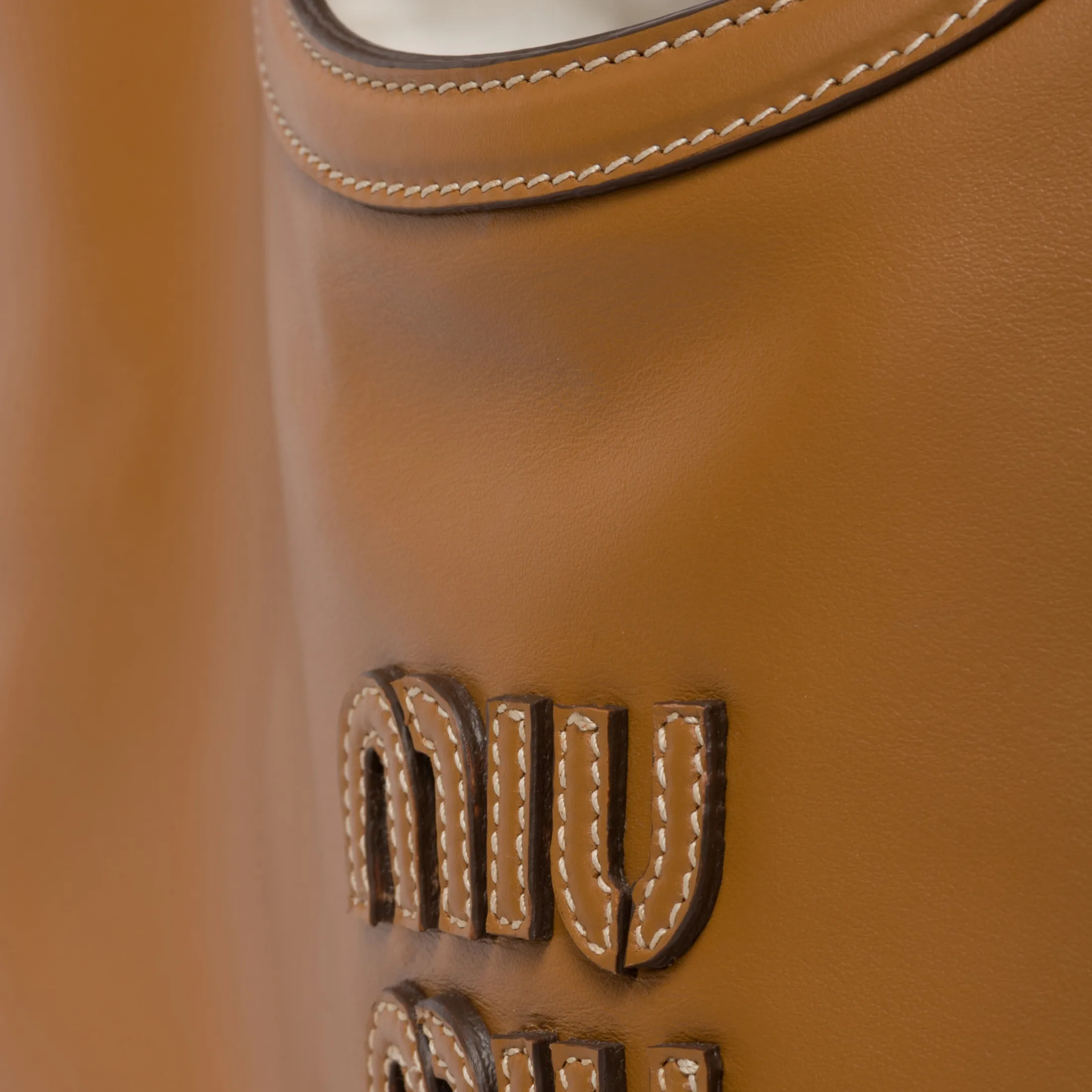 Caramel Ivy Leather Bag | Miu Miu