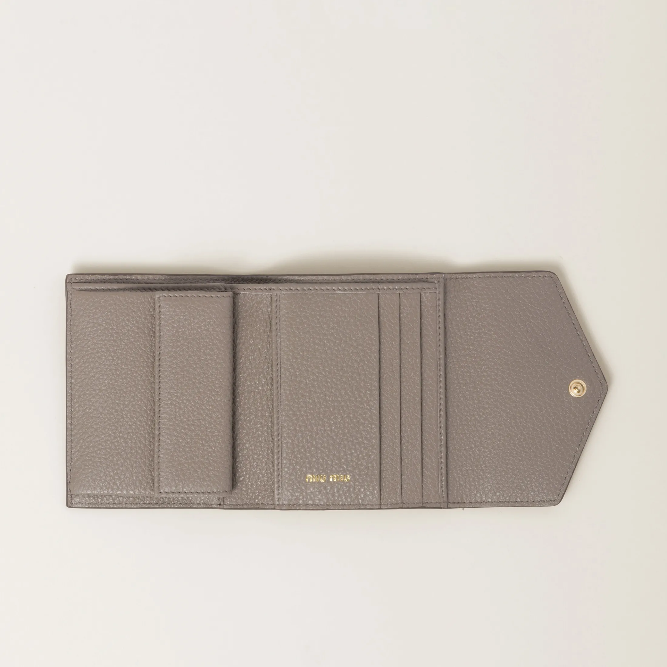 Clay Grey Small Leather Wallet | Miu Miu