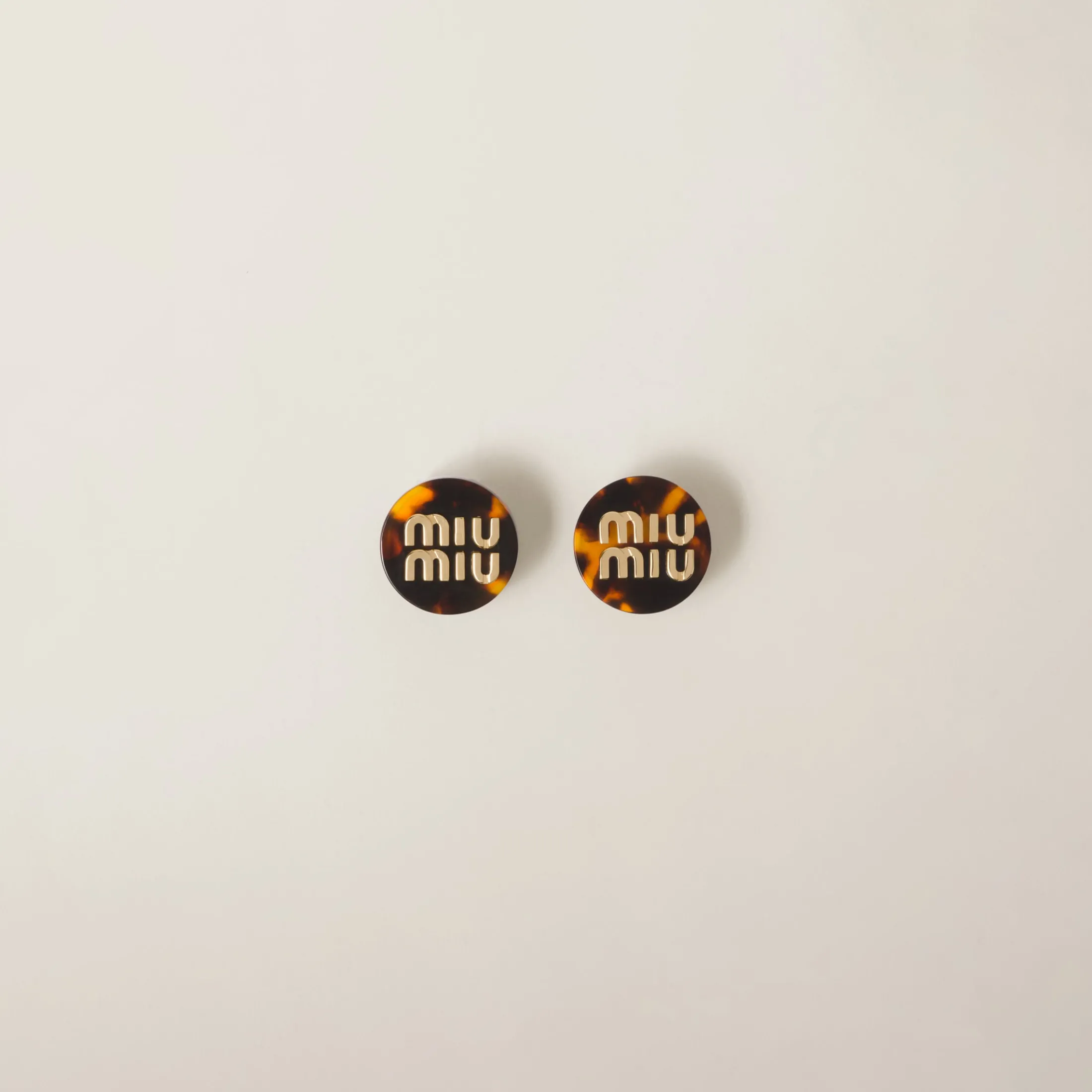 Dark Tortoiseshell Plexiglas Earrings | Miu Miu
