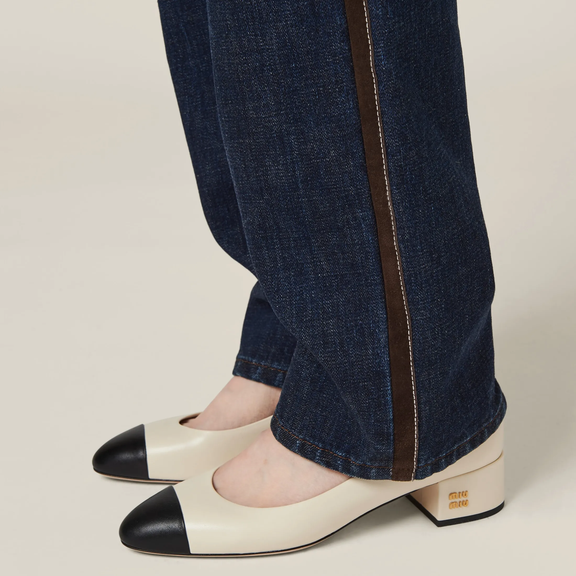 Ivory/black Two-tone Leather Pumps | Miu Miu