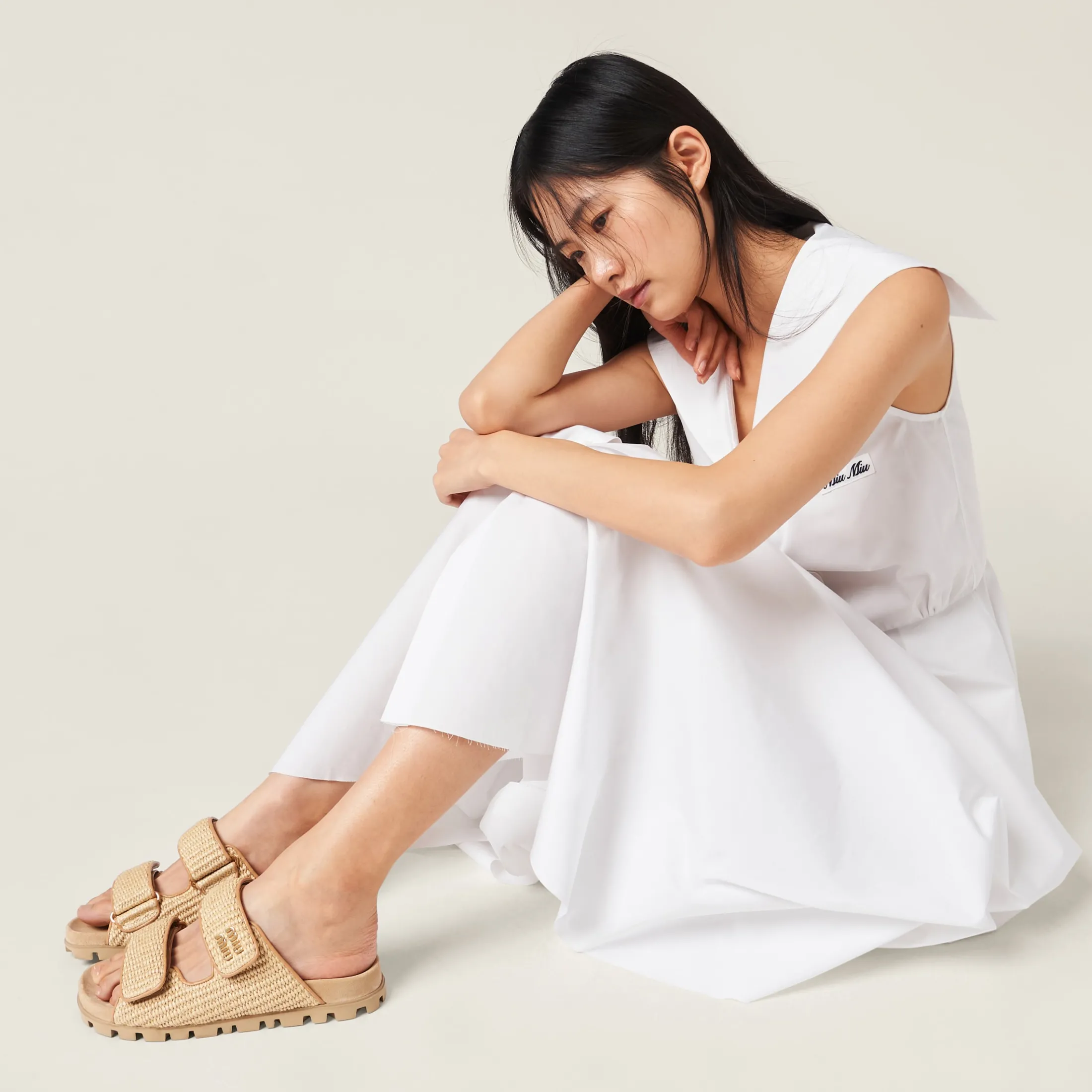 Natural Raffia-effect Woven Fabric Slides | Miu Miu