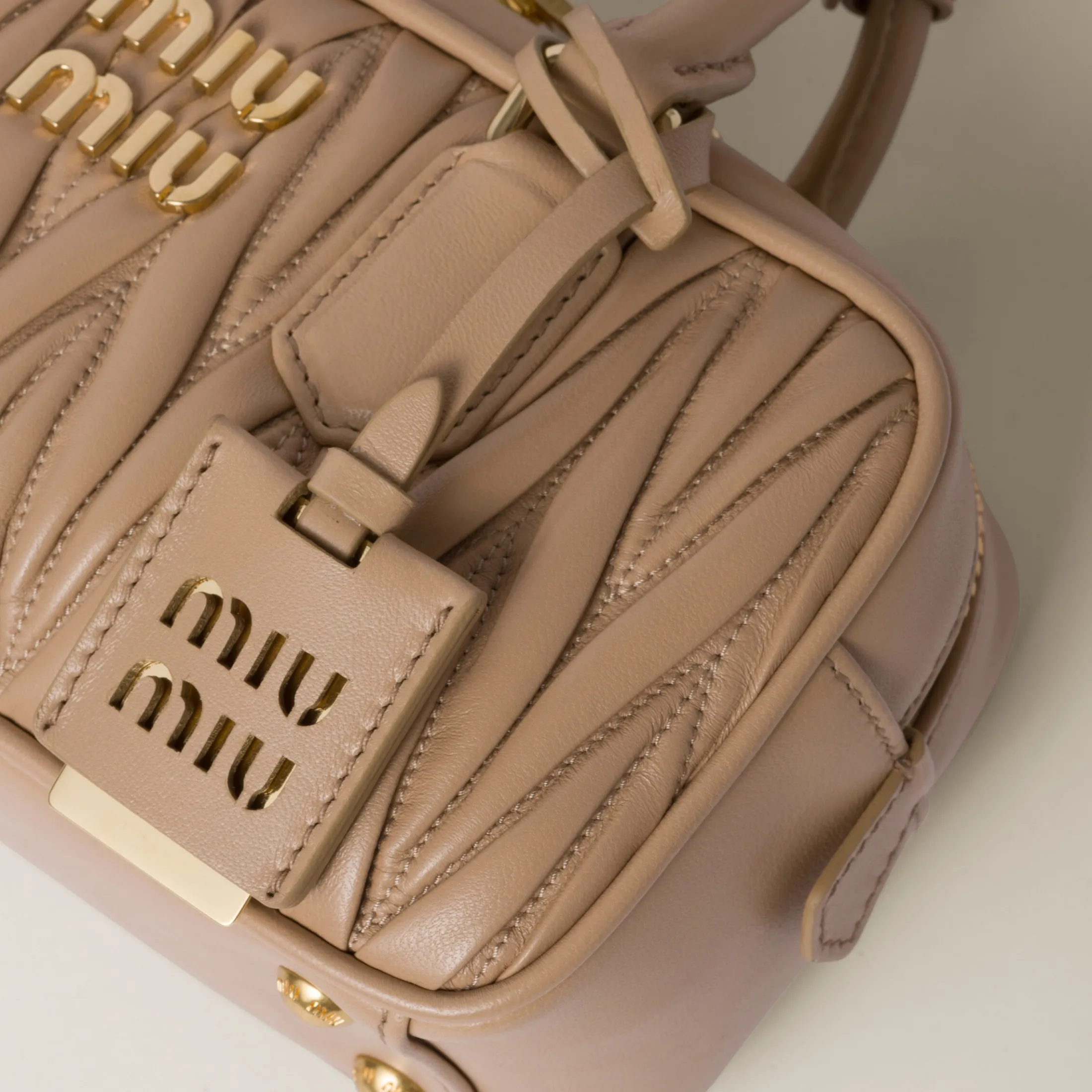 Sand Beige Arcadie Matelassé Nappa Leather Bag | Miu Miu