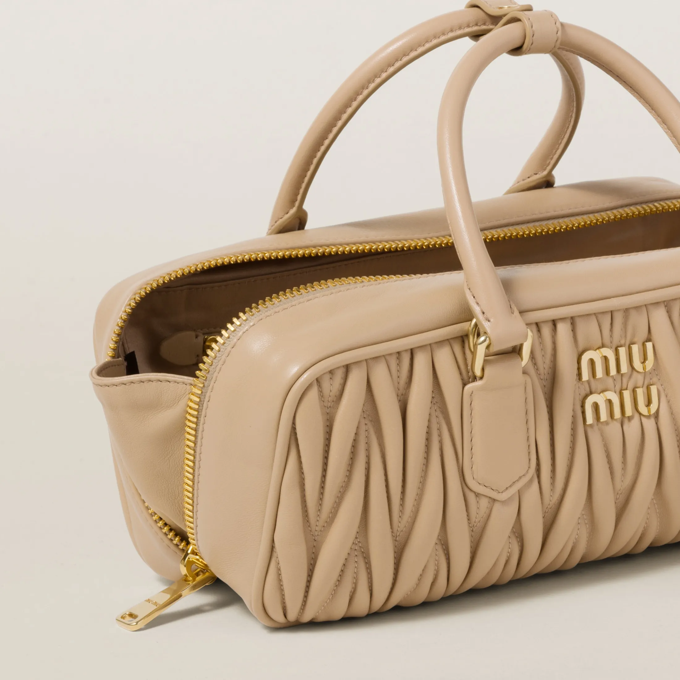 Sand Beige Arcadie Matelassé Nappa Leather Bag | Miu Miu