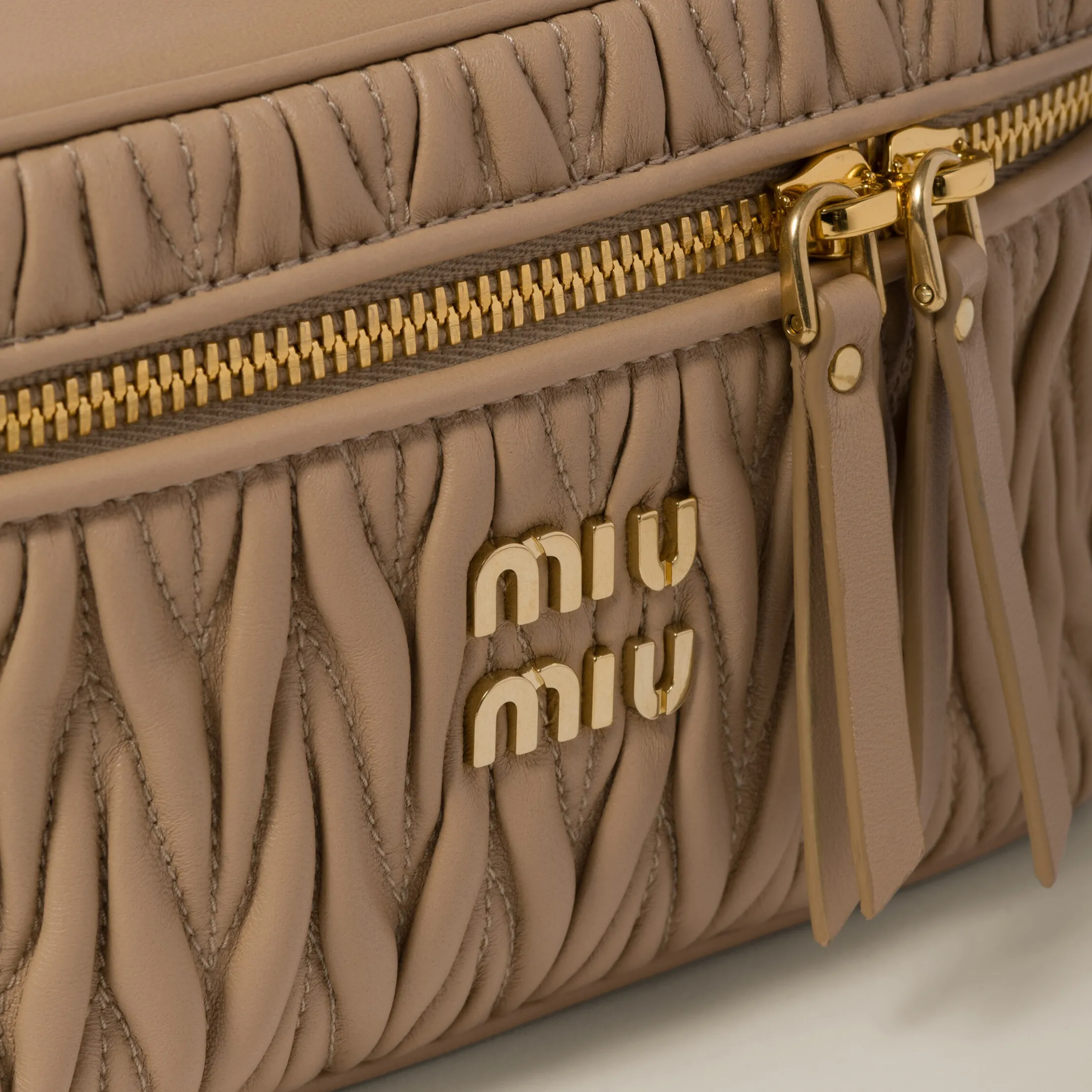 Sand Beige Matelassé Nappa Leather Shoulder Bag | Miu Miu