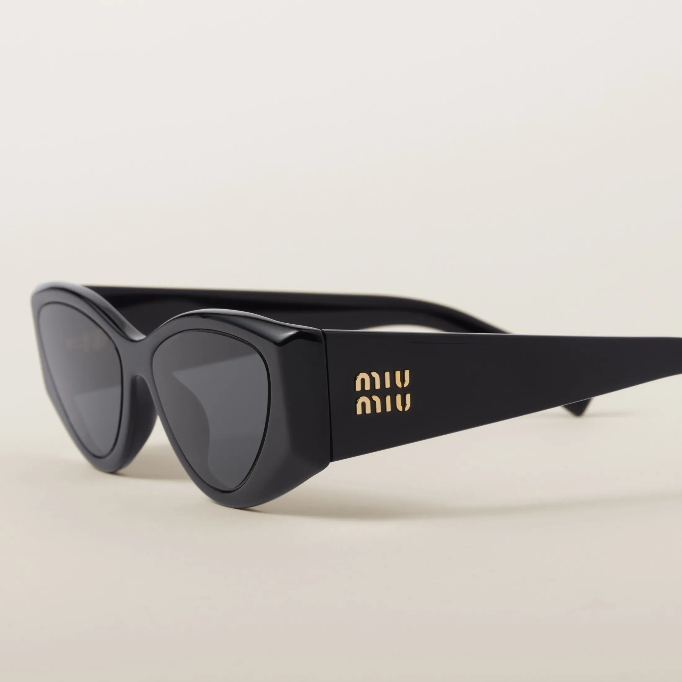 Slate Gray Lenses Miu Miu Logo Sunglasses | Miu Miu