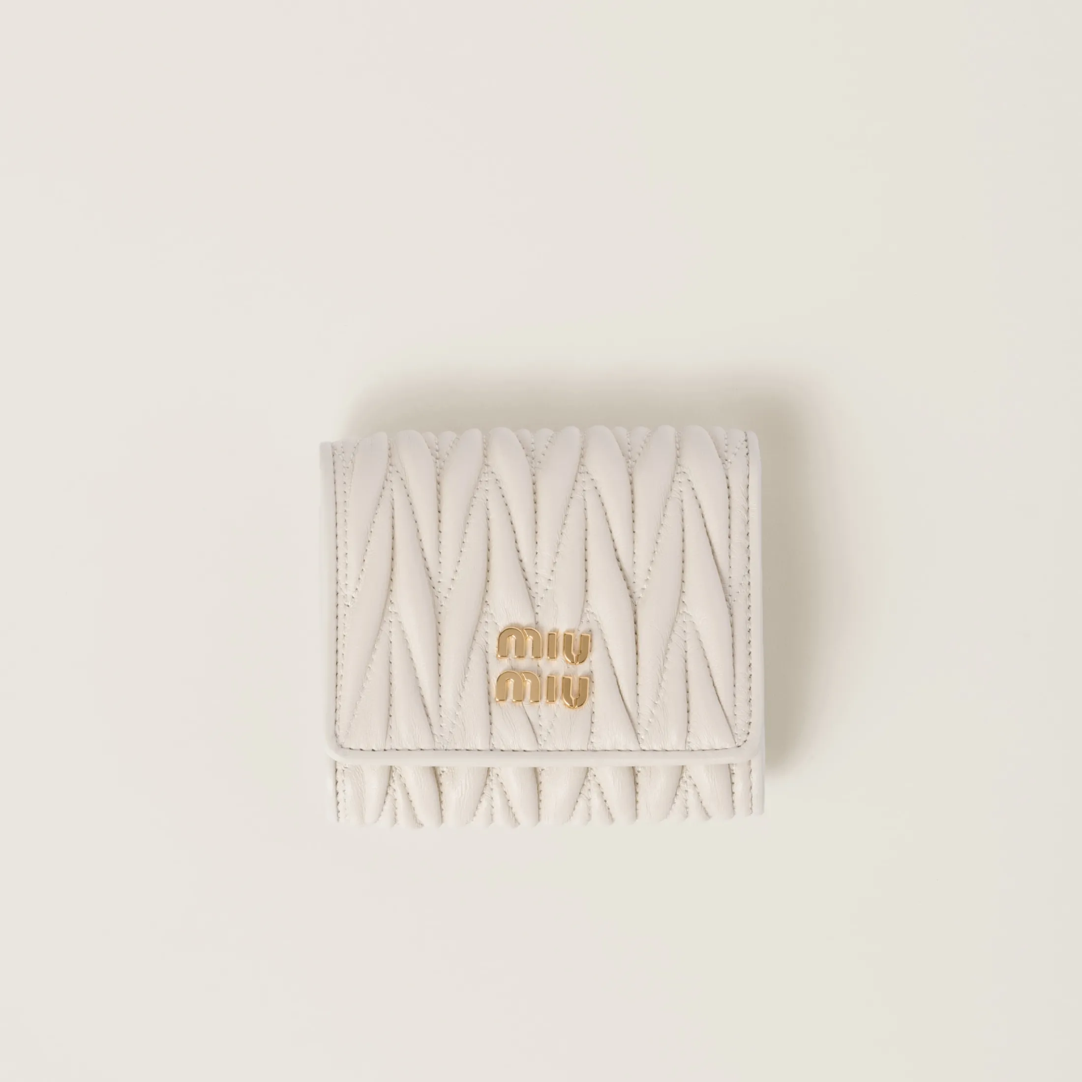 White Small Matelassé Nappa Leather Wallet | Miu Miu